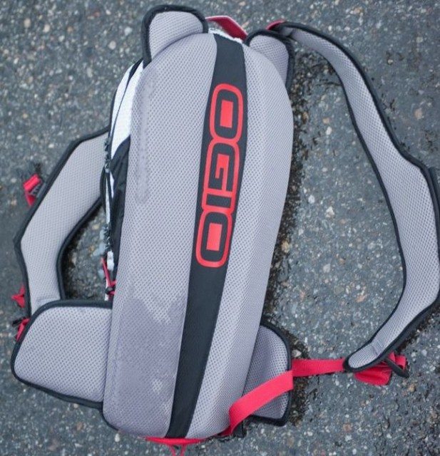 Ogio Baja 70 Hydration Pack, Blister Gear Review.