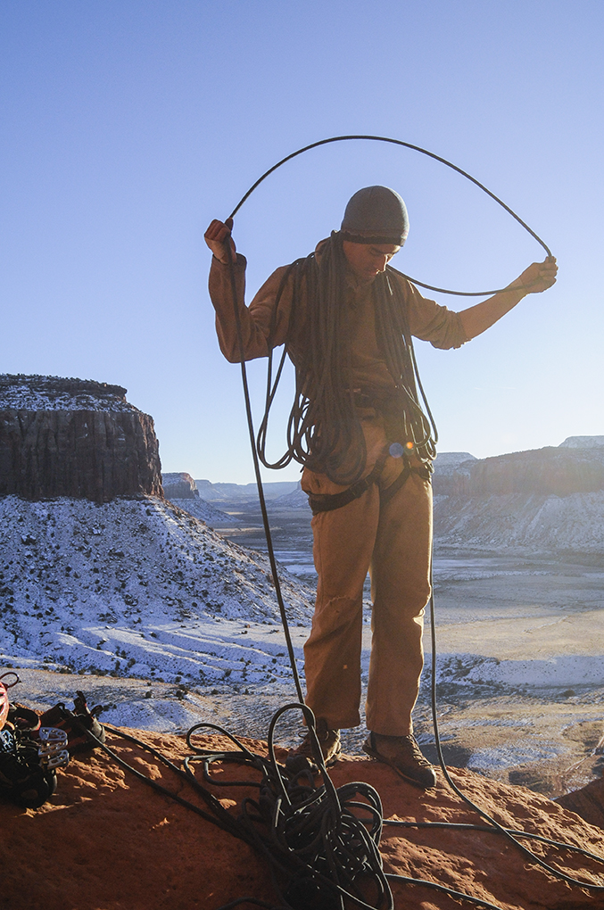 Matt Zia reviews the Petzl Contact rope for Blister Gear Review.