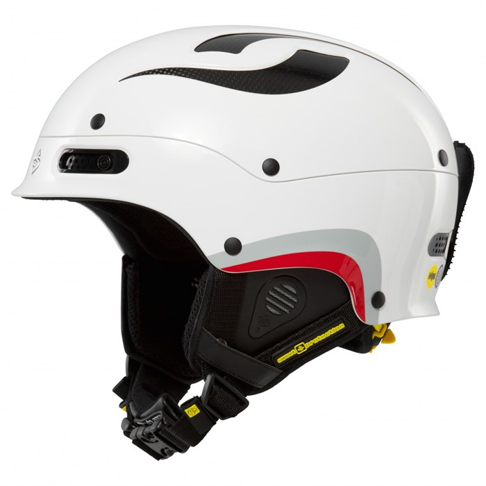 Jonathan Ellsworth reviews the Sweet Protection Trooper MIPS helmet for Blister Gear Review 