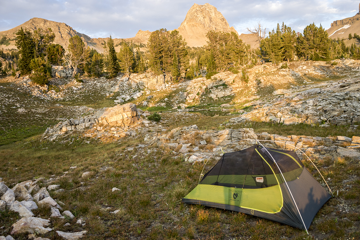 Cy Whitling reviews the Nemo Hornet 2P tent for Blister Gear Review.