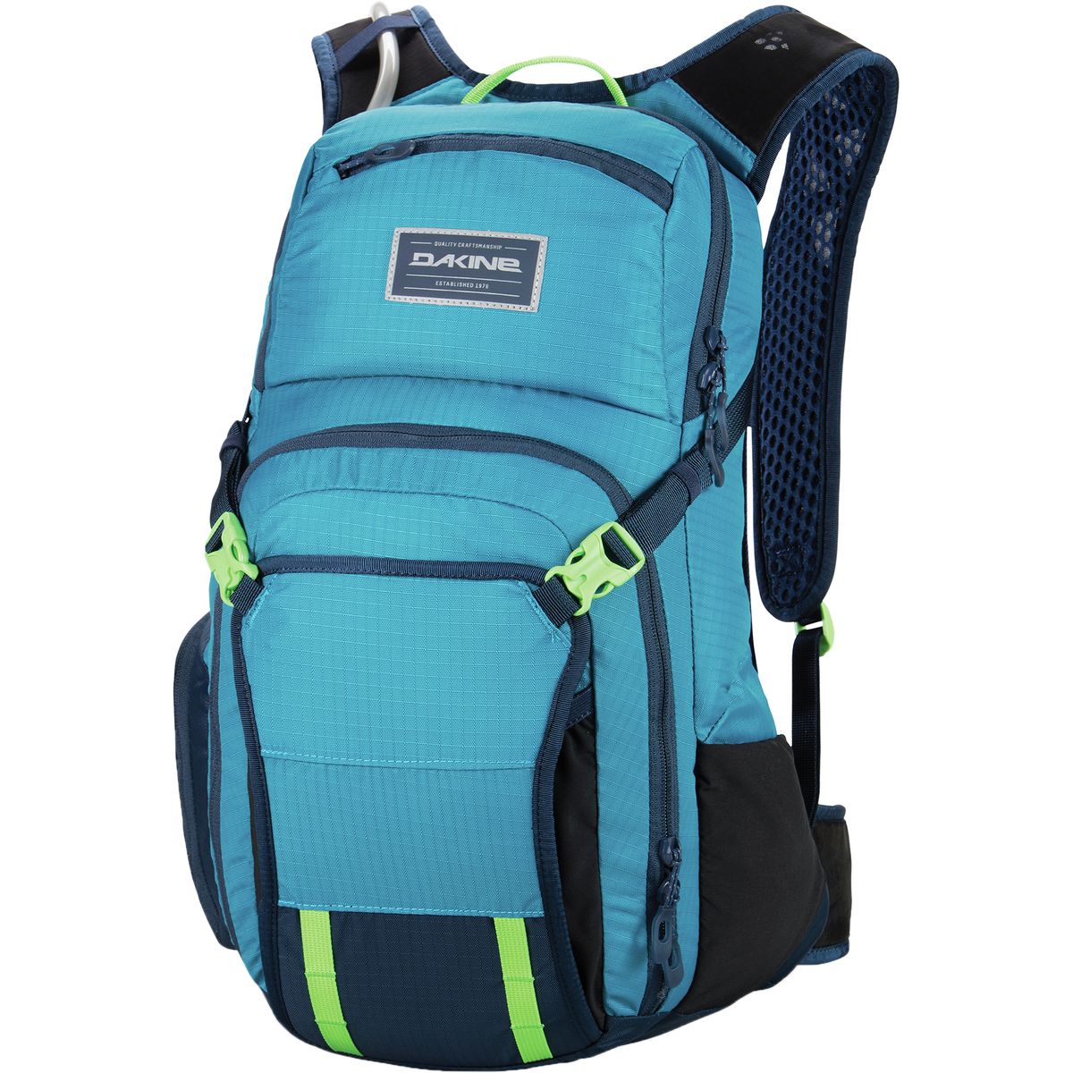 Xan Marshland reviews the Dakine Drafter 14L for Blister Review
