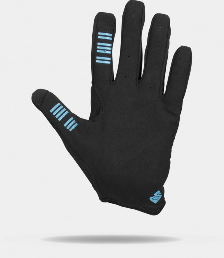 Noah Bodman reviews the Sweet Protection Hunter Mid Gloves and Hunter Shorts for BlisterNoah Bodman reviews the Sweet Protection Hunter Mid Gloves and Hunter Shorts for Blister